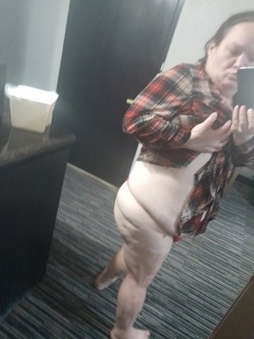 Lizzy Swallowing — Throat A Coaster (42) - 1