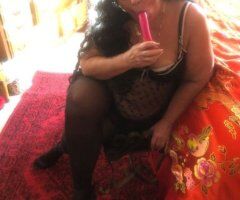Central Jersey BBW Cougar Escort — Outdoor Steamy Jacuzzi + Domination - Image 8