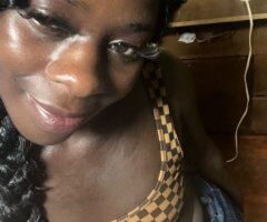 Houston Female Escort — Dirty talk, meet-and-match vibe - Image 4