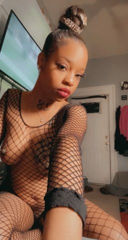 Cincinnati Female Escort — Incall/Outcall, Full Service (Facetime to verify) - 1