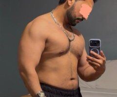 South Jersey escorts - South Jersey Male Escort — Selective for females/couples (M/F), 5'9" 180