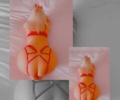 Pittsburgh escorts - Pittsburgh Female Escort — soft skin, playful when the vibe’s right