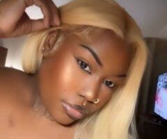 Fort Smith AR Female Escort — discreet, curvy & sensual - Image 4