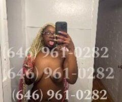 Louisville KY Fun Party Sessions with a Fetish-Friendly Content Creator - Image 4