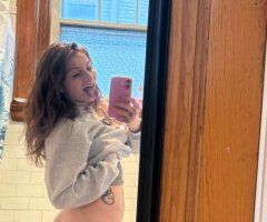 Cincinnati Petite Female Escort — Outcalls & Car Play, Head Treat Verification - Image 5