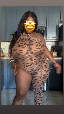 Greensboro NC Incalls — Mature Men Session, Legs Open & Wet (Real Recent Pics) - 1