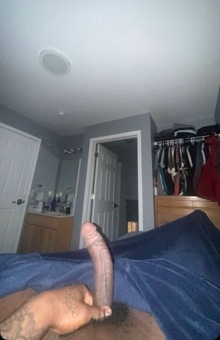 Des Moines Big Dick Escort (Strictly Females) - 1