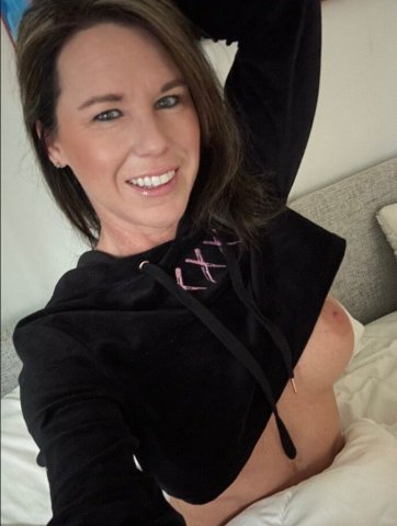 Palm Bay, FL Female Escort — Incall/Outcall, Car Fun & Video Calls (69) - 1