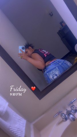New in town (23) — Private adult fun with video content donations - 1