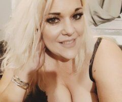 Phoenix Female Escort — Kinky Milf Specials (Head Game) - Image 4