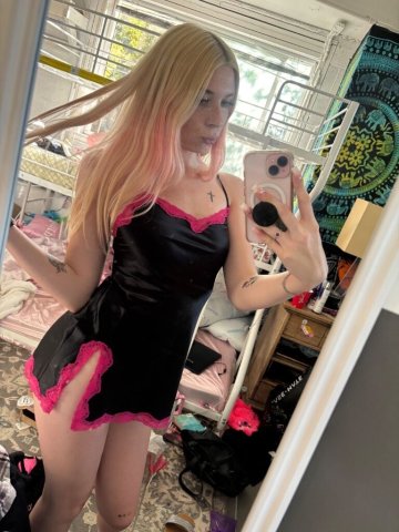 Lily in Santa Maria — Tall Snow Bunny Female Escort - 1