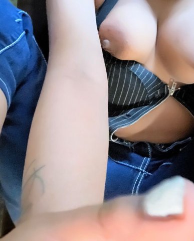 Denver CO Female Escort — Chocolate Pussy, No Bare, Regulars - 1