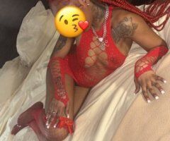Pittsburgh Female Escort — Feet & Full Body Photos, Call/Car Dates - Image 2