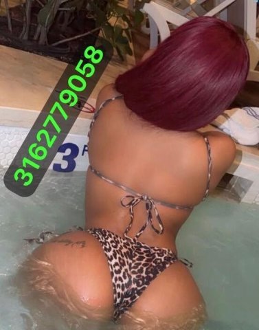 Columbus Latina Female Escort — text 316-277-9058 - 1