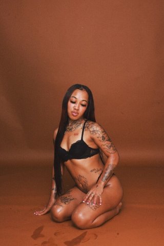 Dallas Female Escort — Sexy Redd (24) - 1