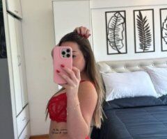 Upscale freckled escort in Nashville — GFE, deep kissing, massage & more - Image 2