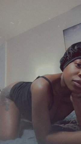 Funsize Freak 4'7 Incalls + Cardates + FaceTime Shows (Miami) - 1
