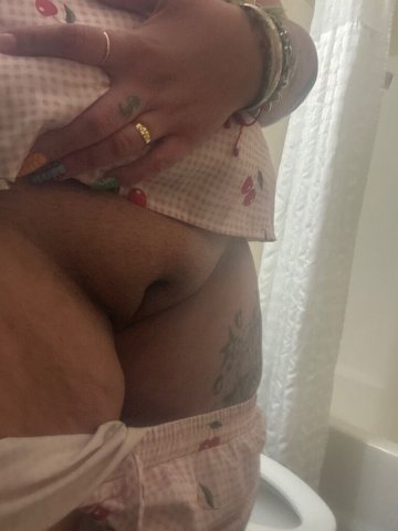 Memorial Day Special: 90 Rose QV — Tampa Female Escort - 1