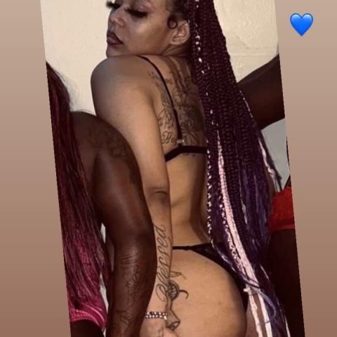 Houston Female Escort — Outcalls + 2-Girl Show - 1