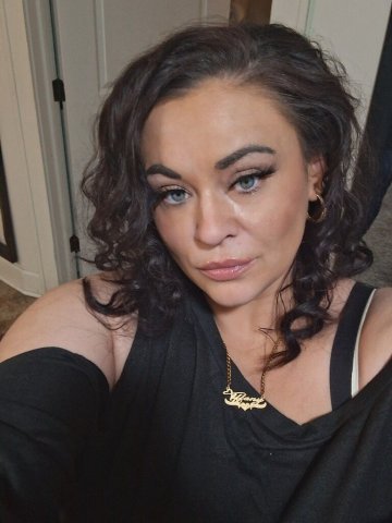 Indianapolis Fetish-Friendly Female Escort — Incall Only - 1