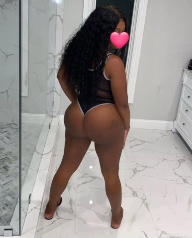 Baltimore Playful Female Escort — teasing conversation & chemistry - 1
