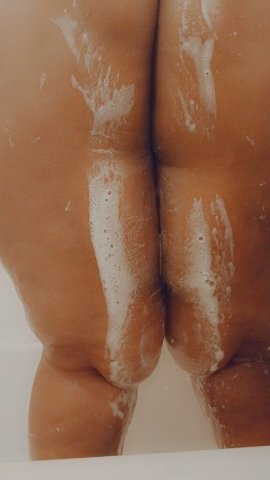 St. Louis Female Escort — Mobile Car Action, InCalls, Photos & Videos - 1