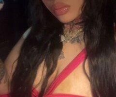 Tacoma 23 YO Bruntette Escort - Image 3