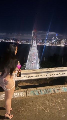 Noemi back in town — 23 luxury companion - 1