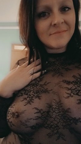 Lily in Muskogee — playful, discreet escort for private meetups - 1