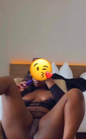 Toledo Ebony Playmate (No-Anal, No-Bare) for Upscale Men - 1