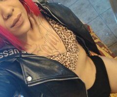 Palmdale/Lancaster Female Escort — Firm in  Glam-Style Photo Sessions - Image 3