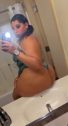 Stockton CA Curvy BJ Special — Discreet Outcalls & Facetime - 1