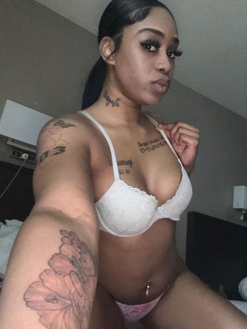 Brownskin Mamii (22) — Fun, fetish-friendly trucker vibe - 1
