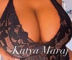 Katya — Caribbean Bombshell Treat (Manhattan)  - Image 4