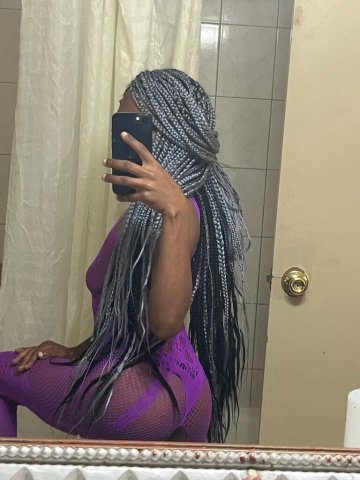 Dallas Slim Waist Female Escort — Face Timed Show - 1