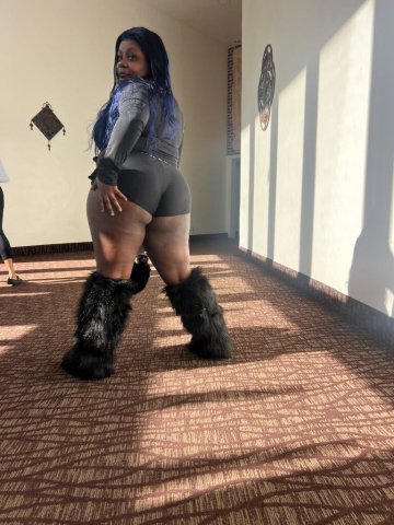Female Escort — Outcalls & Incall (Fort Worth) — Nude Verification - 1