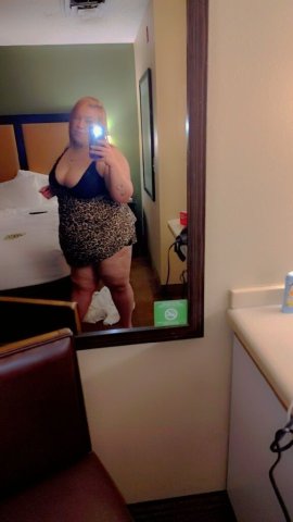 Nashville BBW Throat Goddess — Incall Tonight, Party Favors - 1
