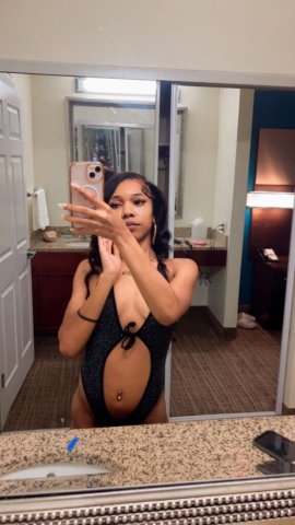 Fresno Outcalls — Cuban Zarie (18+) for meet-ups, dinner, FaceTime, and sexting - 1