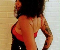 Denver escorts - Denver CO Outcall & Car Date — Oral & Quickie Sessions