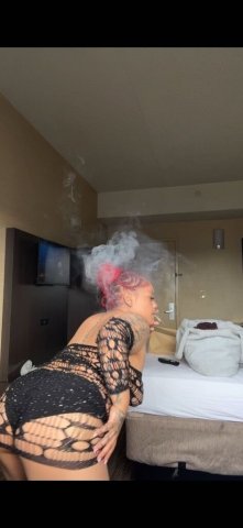 Young Latina 23 — Newark Outcall (Outcalls w/ Uber) — Video-Call Verified - 1