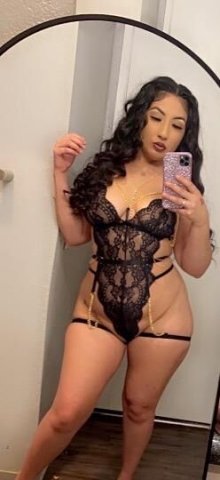 Kayla Kreme — Latina escort with massages, dinner dates & overnight stays (Sacramento, CA) - 1