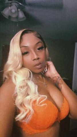 Carplay and outcalls only — massages, naked content, wigs & pics - 1
