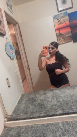 Party Girl  Outcalls & Car Fun — Fresno Escort - 1