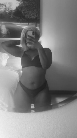 Montgomery, AL Fetish Friendly Female Escort for BBJ/Anal (Discreet, Gentle) - 1