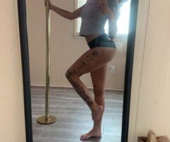 Knoxville Female Escort — Content + Customs (Outcall Only) - Image 4