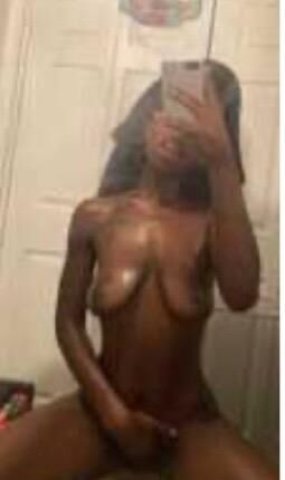Greensboro NC Female Escort — In&Out Calls - 1