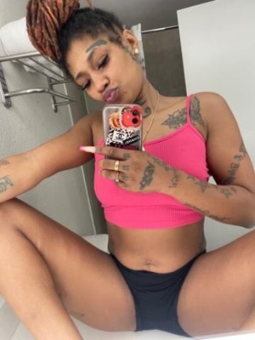 Northern Virginia Independent Female Escort — Incalls only - 1