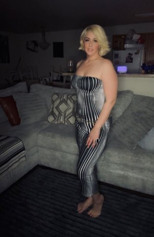 Petite escort in Little Rock with a wild smile — GFE & basic services - 1