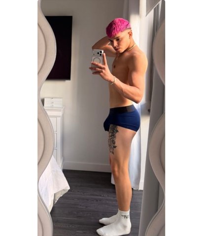 Tampa Male Escort — Michael (Latin 23-year-old) - 1