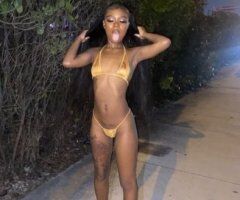 Miami Texas Made Slim Petite  — Deepthroat, Squirt & Cream - Image 4